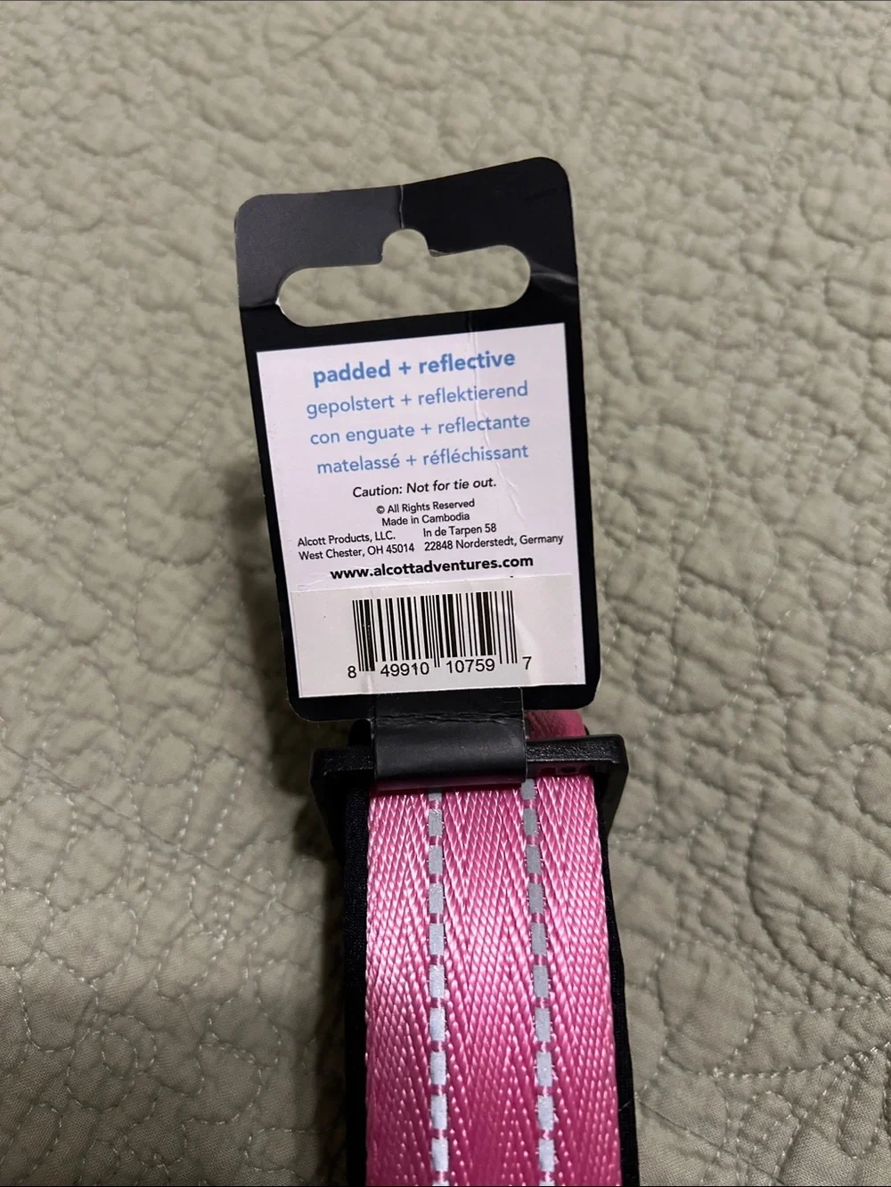 Alcott adventure collar